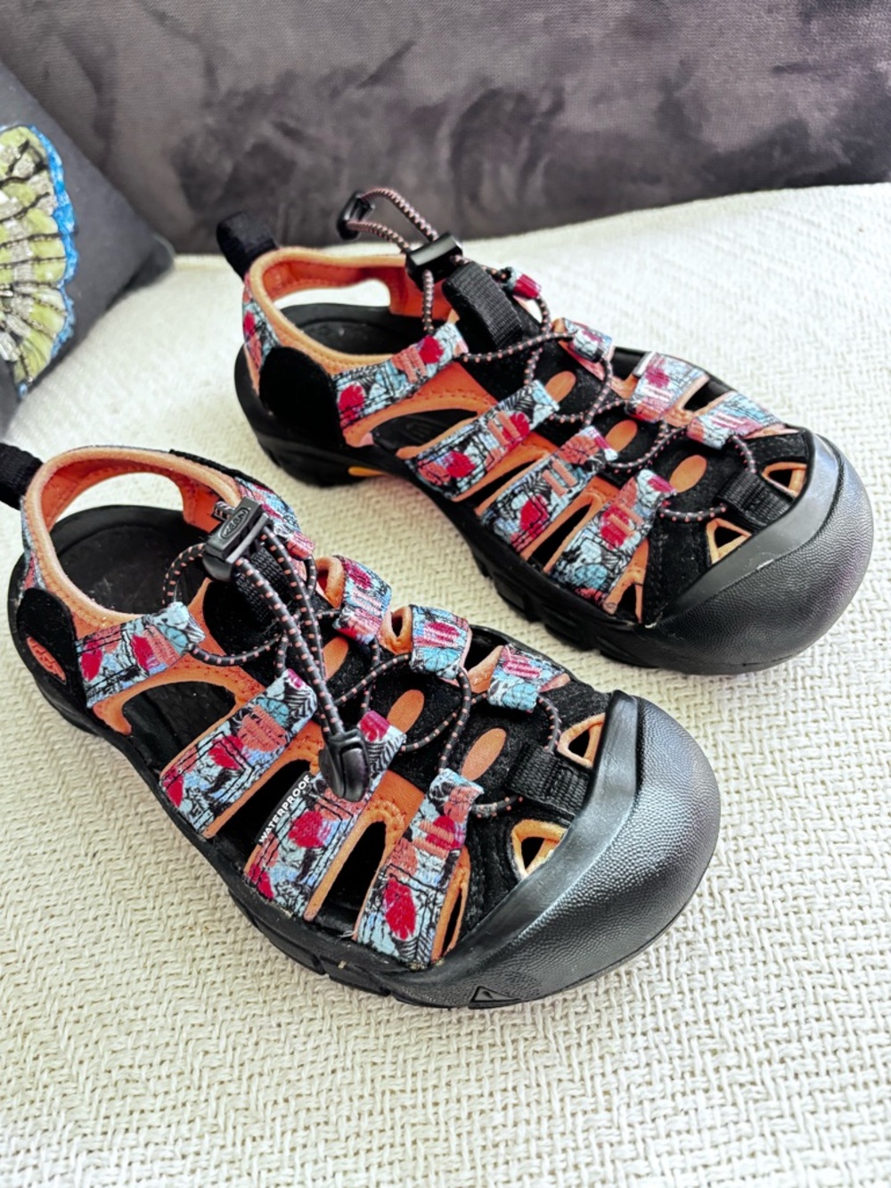 Keen Newport H2 Waterproof Hiking
Sport Sandals US 5.5 EU 35,5